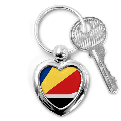 Seychellois Flag Key Chain (Heart) from ArtsNow.com Front