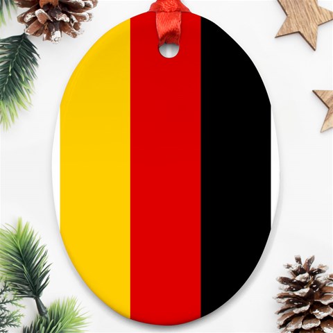 German Flag Ornament (Oval) from ArtsNow.com Front