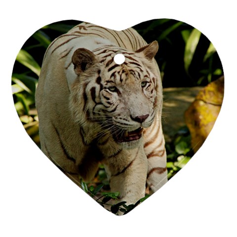 Tiger 2 Ornament (Heart) from ArtsNow.com Front