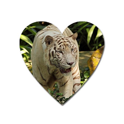 Tiger 2 Magnet (Heart) from ArtsNow.com Front