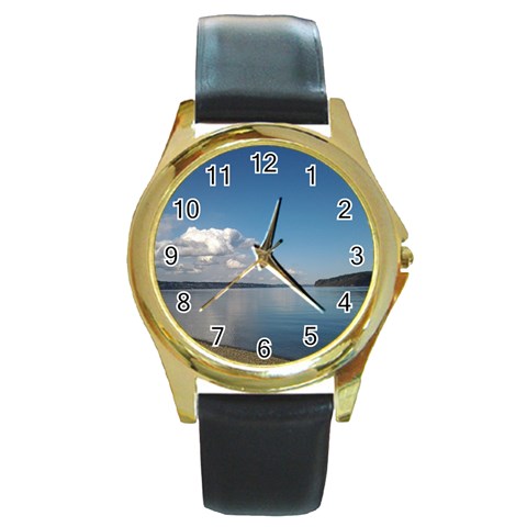 20120323 144523 Round Gold Metal Watch from ArtsNow.com Front